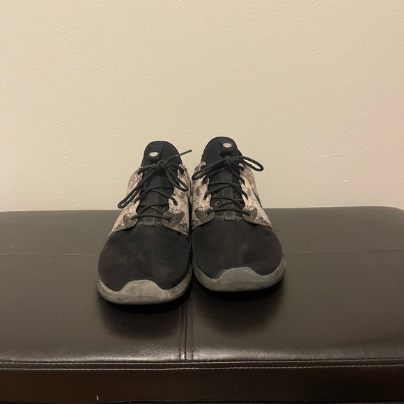 Men’s Custom Nike Roshe’s - Picture 3 of 4